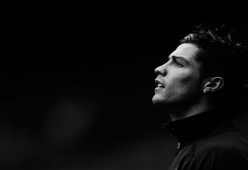 开云下载-“电动冲浪：东三叉湖马鞍山赛场掀起浪潮”