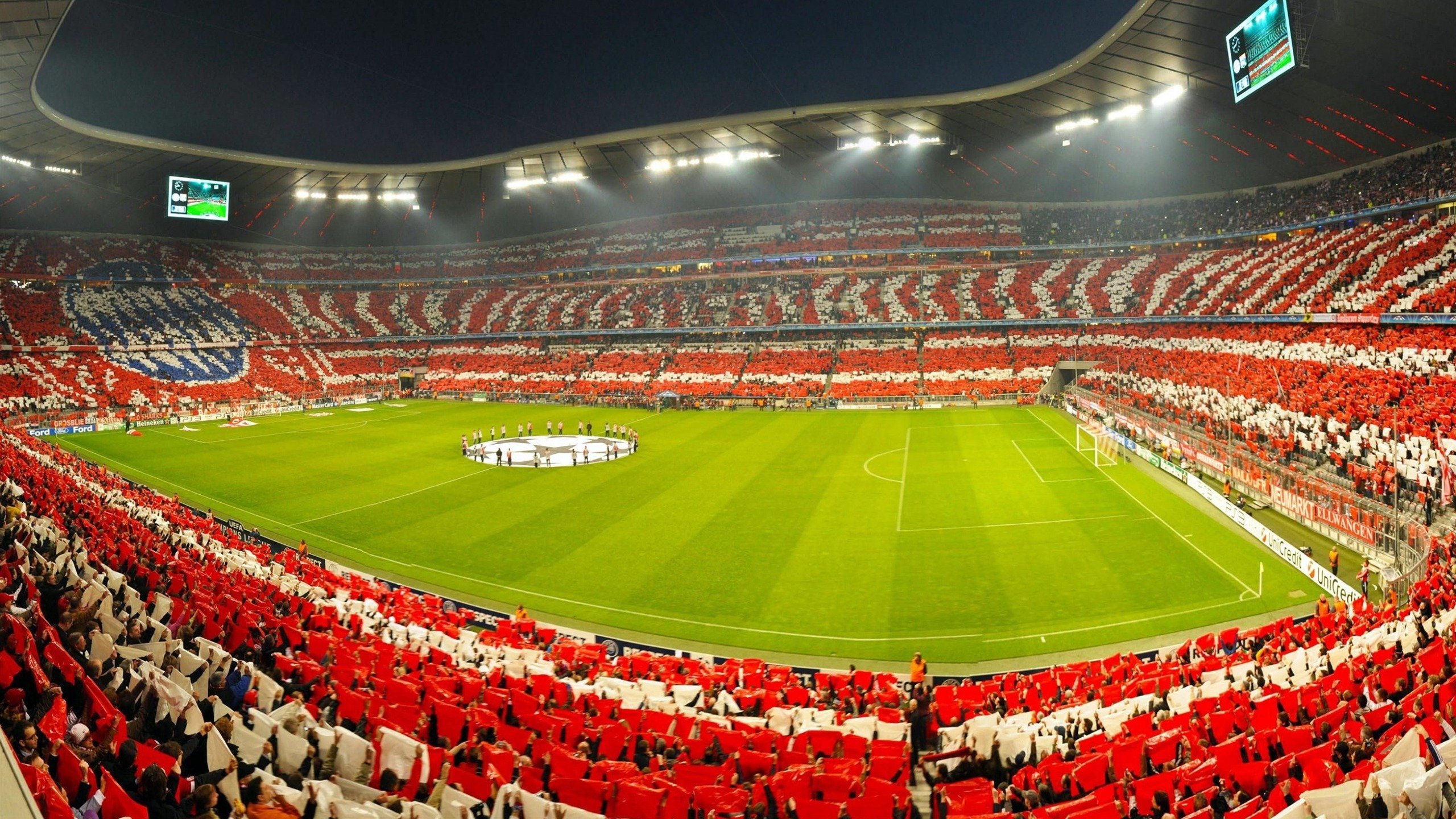 欧洲杯战术变革：套路多变，每场都精彩！，欧洲杯战记